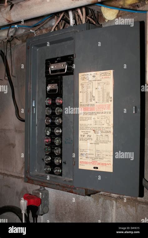 are old electric entrance boxes with fuses safe|old fuse boxes illegal.